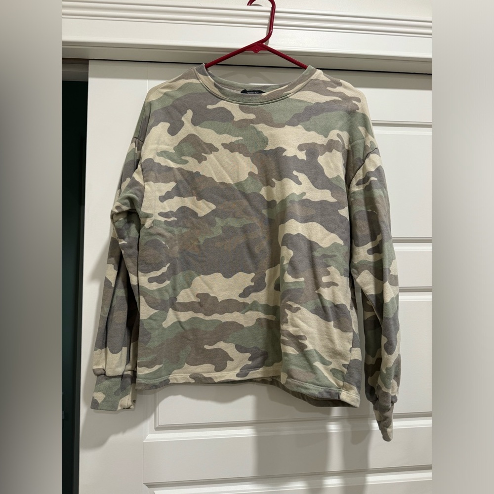 Forever 21 (Camo Sweater)-(Brown/Green)-(Pre-owned)-(New Condition)-(Size M)-$25